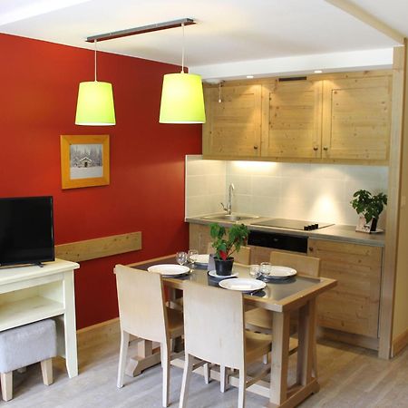 Residence Christiana 406 Cles Blanches Courchevel La Tania Bagian luar foto
